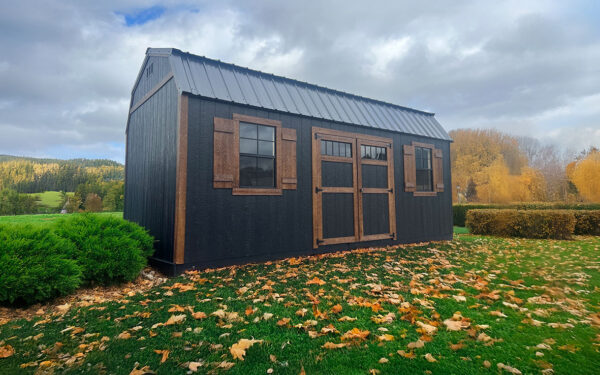 Side-Lofted Barn Black Chestnut Side-Lofted Barn Black Chestnut
